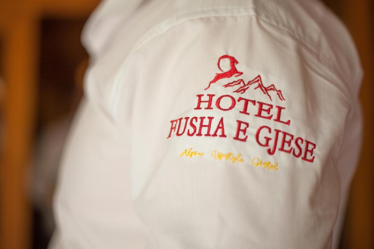 Fusha E Gjes Hotel 발보너 외부 사진